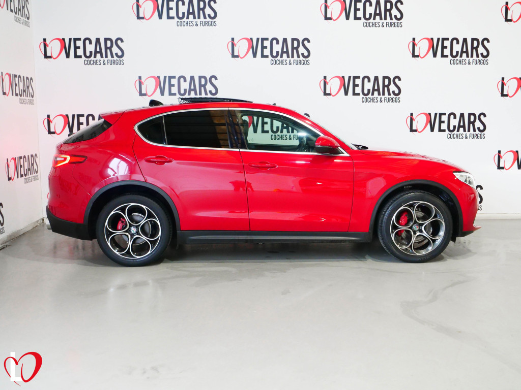 ALFA ROMEO STELVIO 2.2 D AUT. Q4 EXECUTIVE TECHO 210 de segunda mano