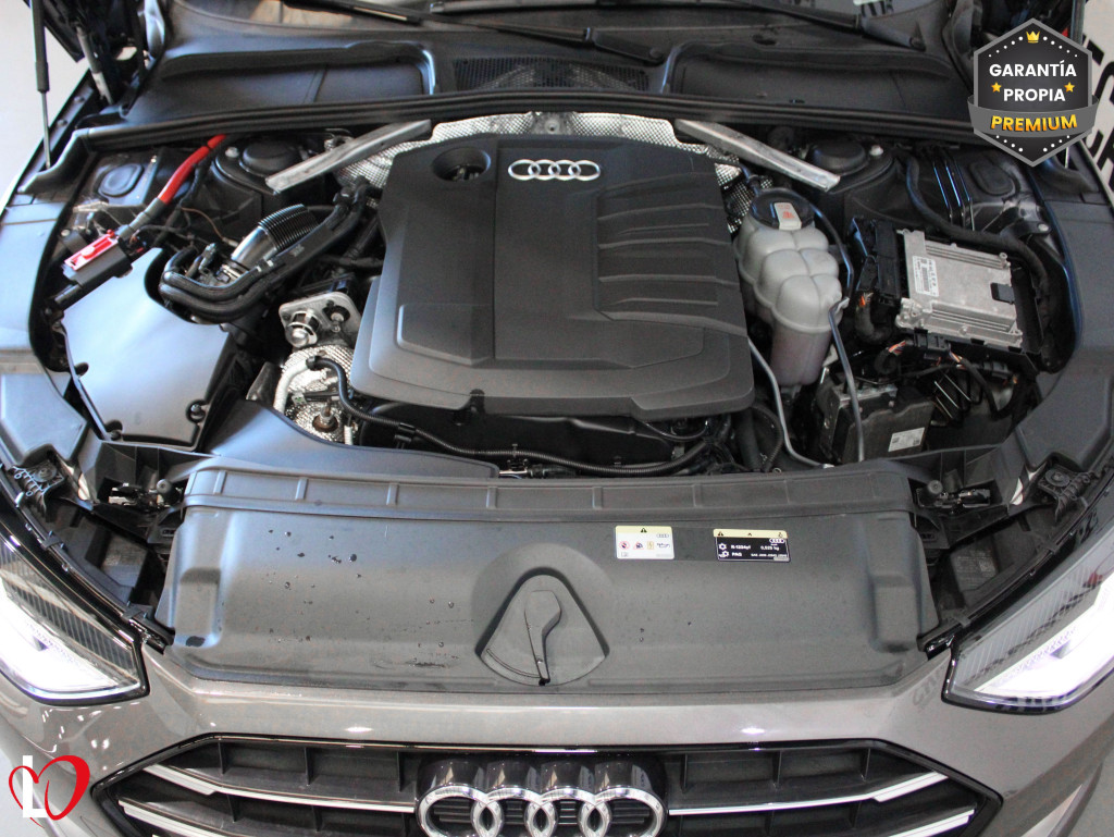 AUDI A4 AVANT 35 TDI S TRONIC ADVANCED 163 de segunda mano