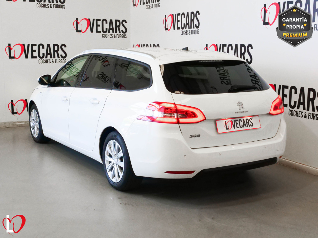 PEUGEOT 308 SW BlueHDI S&S STYLE 6 VEL 100 de segunda mano