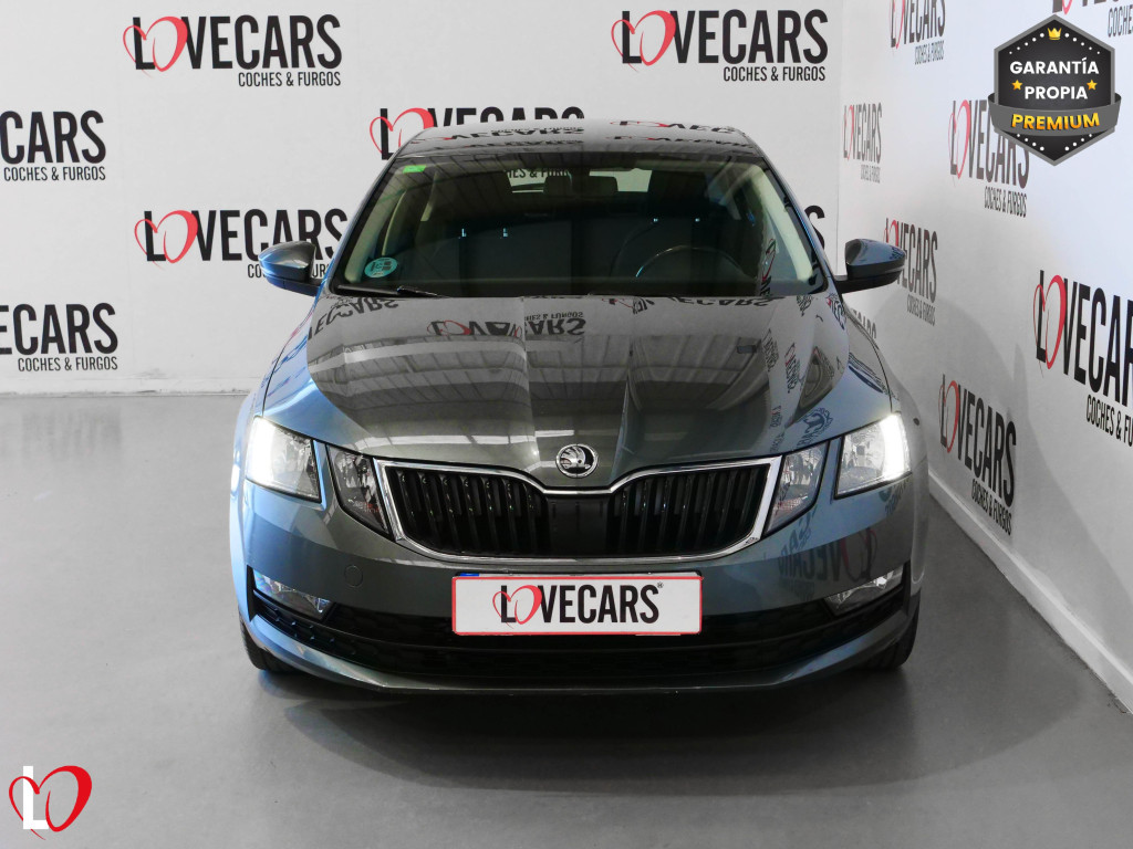 SKODA OCTAVIA 2.0 TDI AMBITION 6 VEL 150 de segunda mano