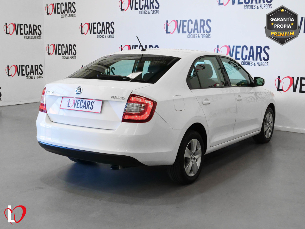 SKODA RAPID 1.4 TDI DSG AMBITION 90 de segunda mano