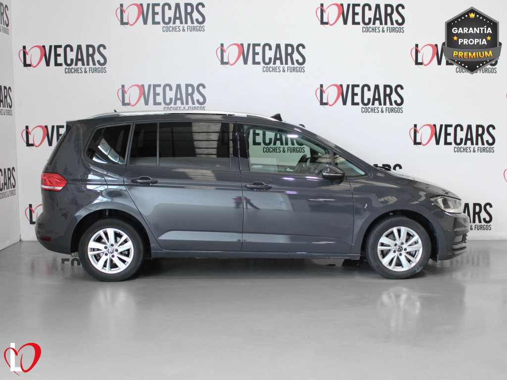 VOLKSWAGEN TOURAN 2.0 TDI DSG ADVANCE TECHO 150 de segunda mano