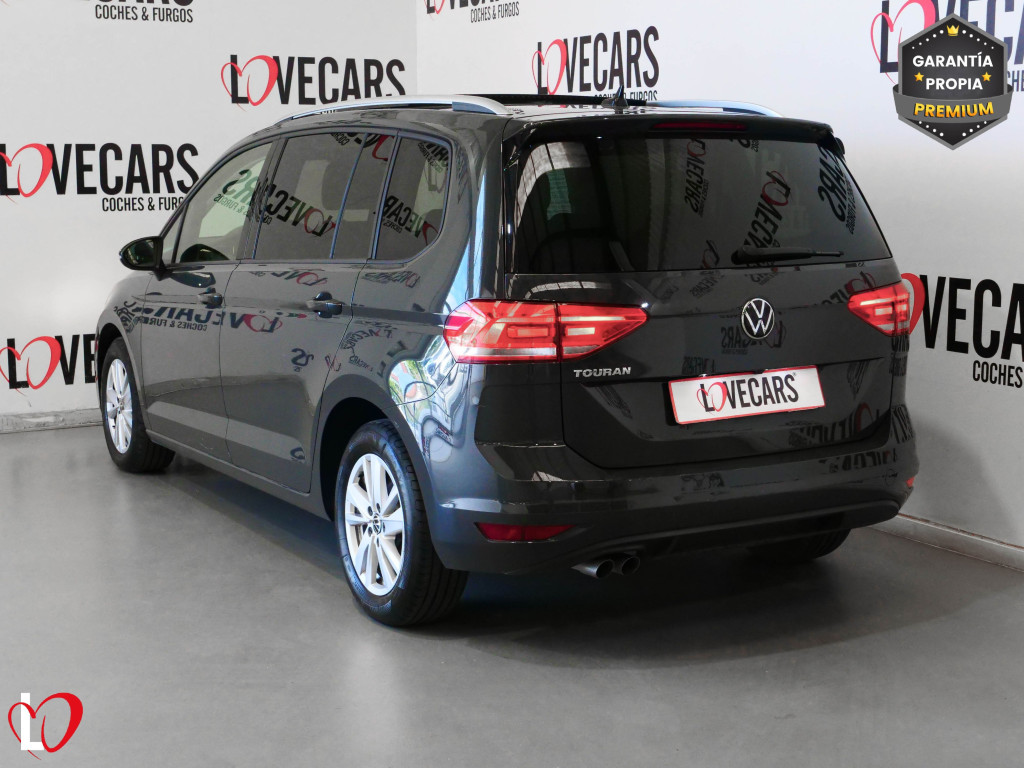 VOLKSWAGEN TOURAN 2.0 TDI DSG ADVANCE TECHO 150 de segunda mano