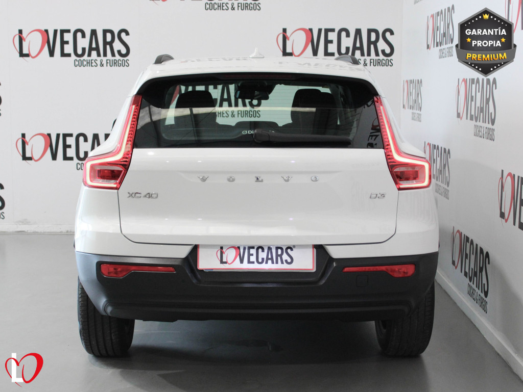 VOLVO XC 40 2.0 D3 2WD 150 de segunda mano