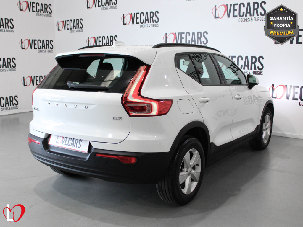 VOLVO XC 40 2.0 D3 2WD 150 de segunda mano