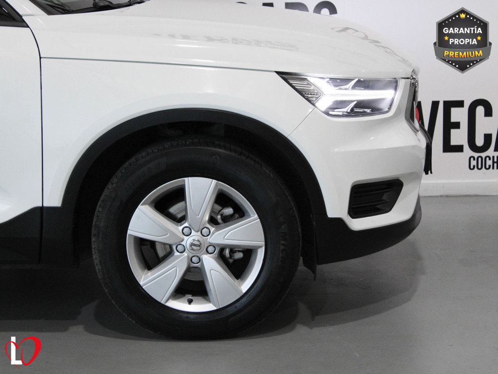 VOLVO XC 40 2.0 D3 2WD 150 de segunda mano