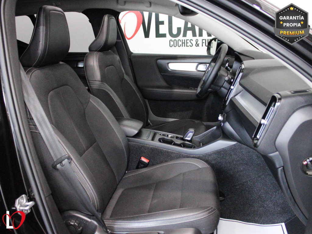 VOLVO XC 40 2.0 D3 BUSINESS PLUS AUTOMÁTICO TECHO 150 de segunda mano