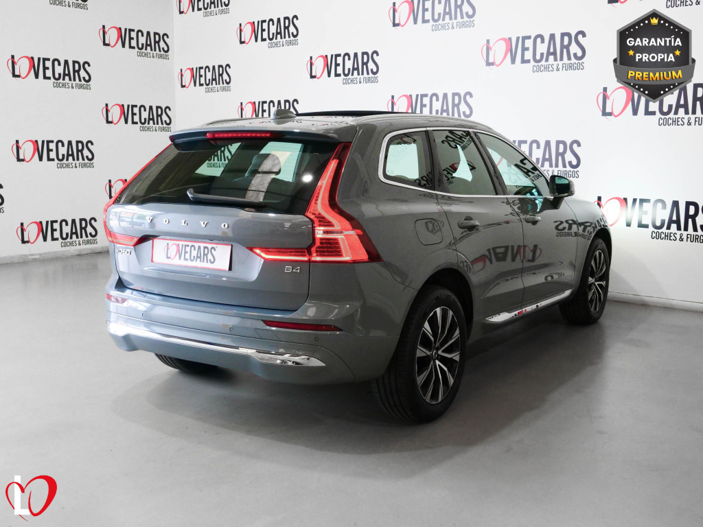 VOLVO XC60 2.0 B4 D CORE CHROMO TECHO 197 de segunda mano