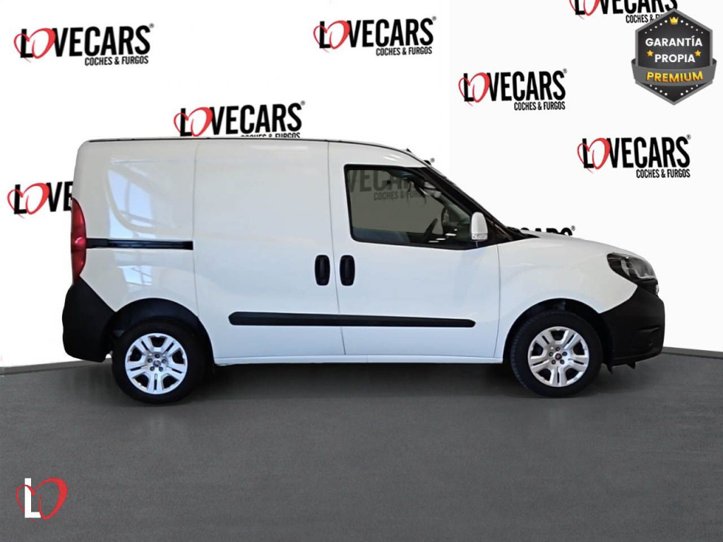 FIAT DOBLO 1.3 MULTIJET FURGÓN ISOTERMO 95 de segunda mano