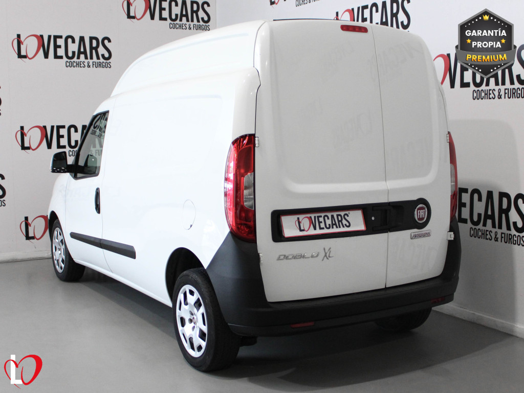 FIAT DOBLO 1.6 MTJ FURGÓN CERRADO XL 3 PLAZAS 6 VEL 105 de segunda mano