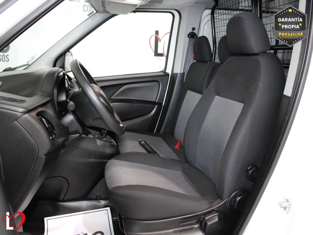 FIAT DOBLO 1.6 MTJ FURGÓN CERRADO XL 3 PLAZAS 6 VEL 105 de segunda mano