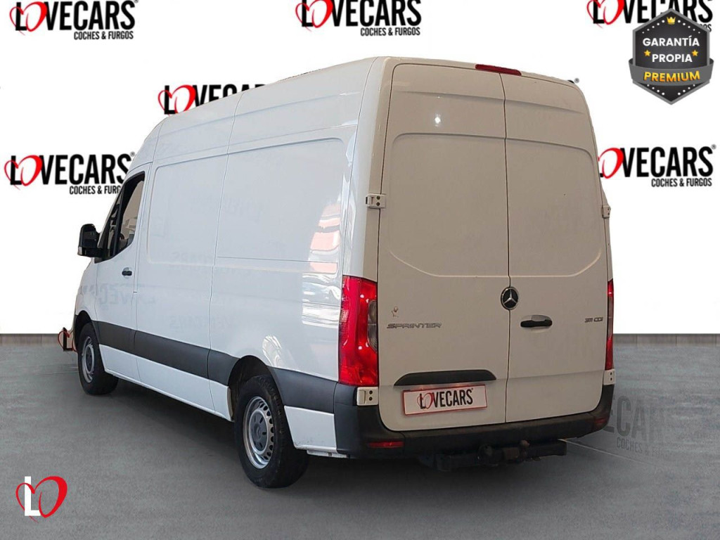 MERCEDES SPRINTER 311 2.2 DCI L2 H2 FURGÓN 6 VEL 115 de segunda mano