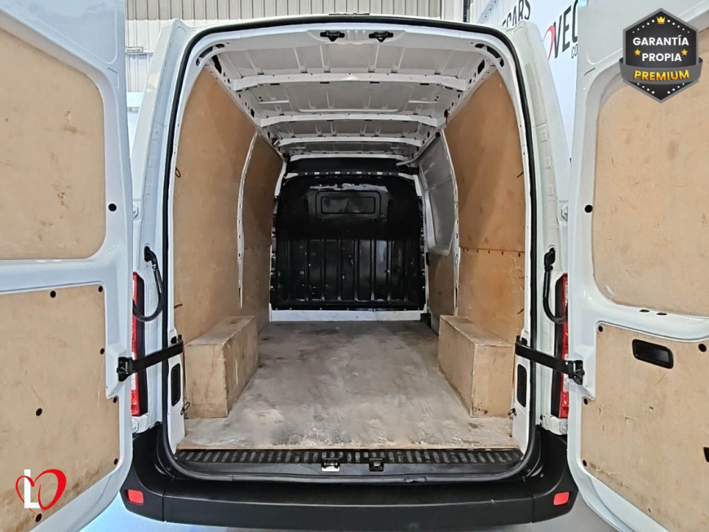 RENAULT MASTER L2 2.3 DCI FURGÓN CERRADO L2 H2 145 de segunda mano