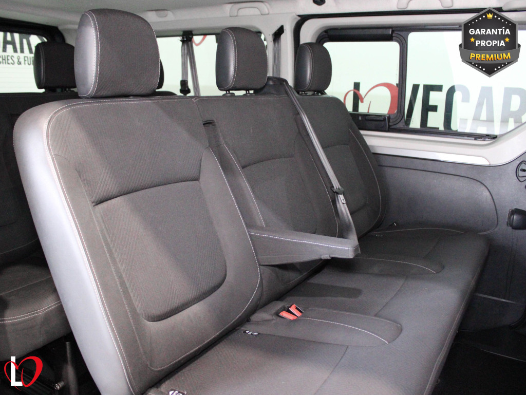 RENAULT TRAFIC 2.0 DCI LARGA COMBI 9 150 de segunda mano